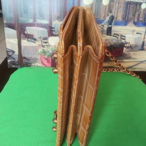 Rosina Ferragamo Schiavone Shoulder Bag - Picture 5 of 8